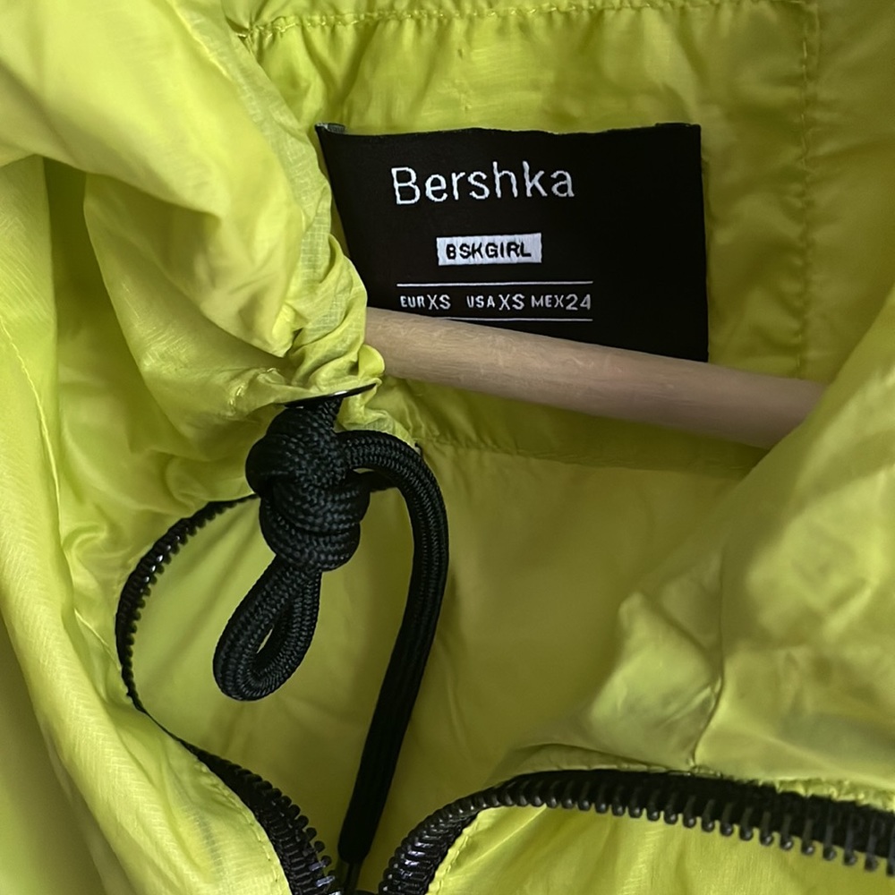 Bershka Crop Top Rain Jacket - Picture 2 of 2